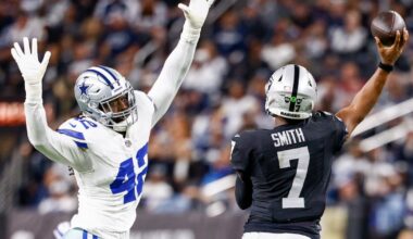 Cowboys in wait-and-see mode with Jadeveon Clowney ahead of Lions matchup on Thursday