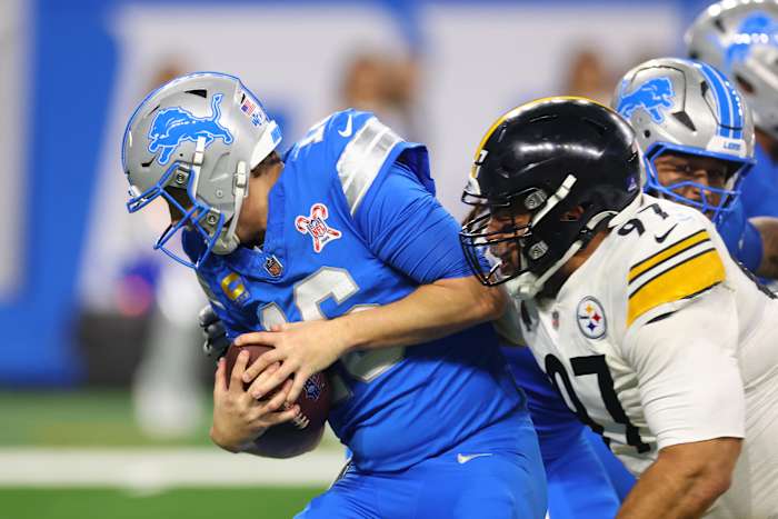 Penalty erases Detroit Lions game-winning touchdown to almost surely end their playoff hopes