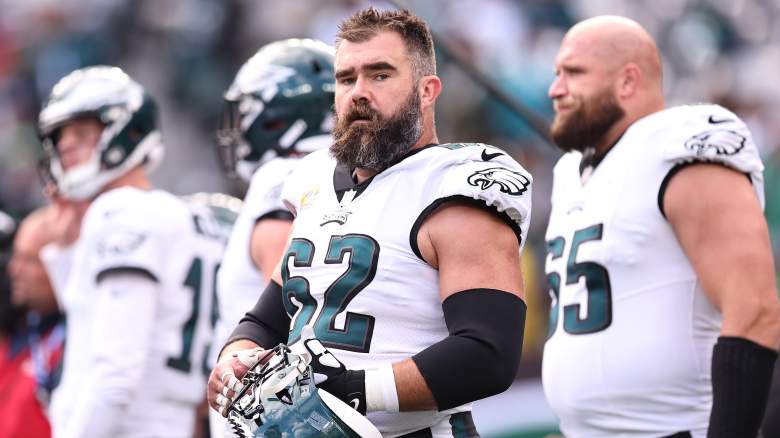 MNF Analysts Float Jason Kelce Return to Patch Eagles’ O-Line