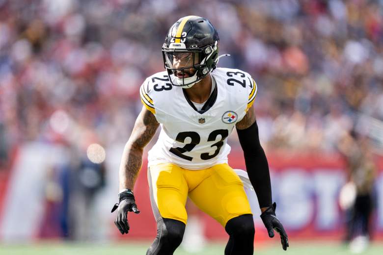 Cornerback Darius Slay