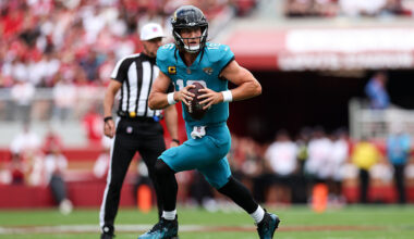 SANTA CLARA, CALIFORNIA – SEPTEMBER 28: Trevor Lawrence and the Jacksonville Jaguars face Patrick Mahomes and the Kansas City Chiefs in Week 5. Check out our top same game parlay picks on DraftKings Sportsbook for Monday Night Football.