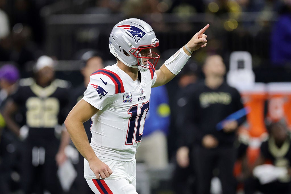 Drake Maye expands lead in Pro Bowl voting, with 9 Patriots among positional leaders - 98.5 The Sports Hub
