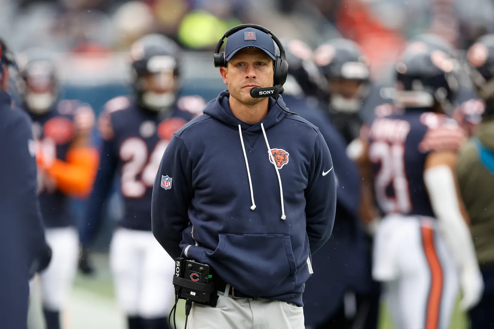 Chicago Bears head coach Ben Johnson during New York Giants game