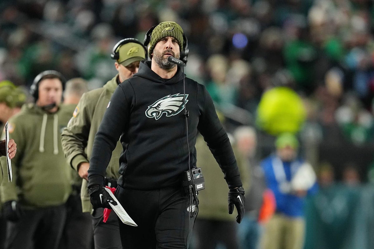 Is this 2023 again? Plus, solution for offense, tush push challenges: Eight Eagles Thoughts