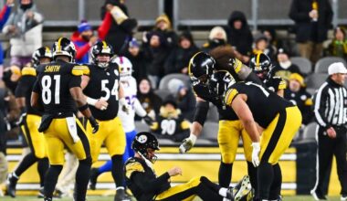 As end nears, Aaron Rodgers reminds everyone that his toughness equaled his greatness