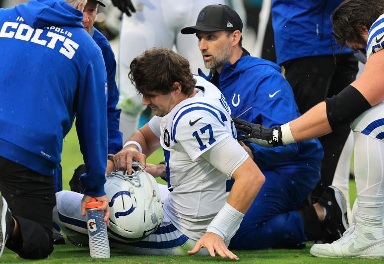 Daniel Jones Injury