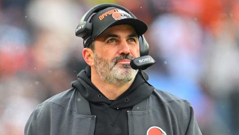 The Cleveland Browns have waived wide receiver Jamari Thrash.