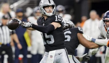 Raiders to start Kenny Pickett at quarterback against Eagles in place of injured Geno Smith