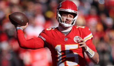 Chiefs QB Patrick Mahomes’ knee injury ‘didn’t look good,’ will have MRI