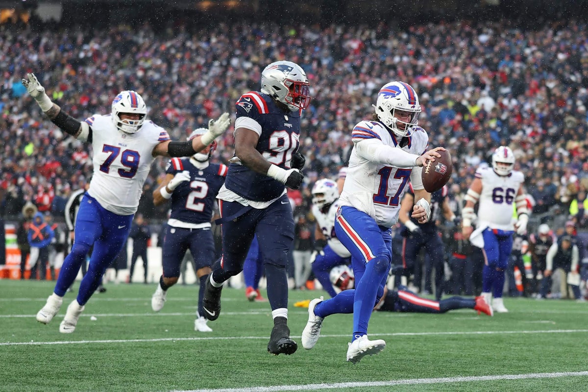 No lead was safe in a Week 15 that tied the NFL record for double-digit comebacks