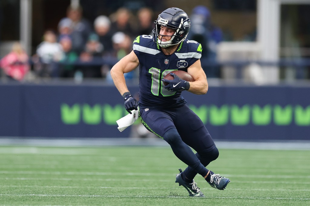 NFL Week 16 Thursday Night Bettors Guide: Rams at Seahawks