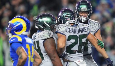 Seahawks convert wild 2-point conversion after apparent incomplete pass