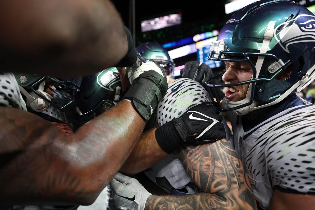 After Sam Darnold’s redemption fuels miracle rally, the Seahawks are laughing atop the NFC