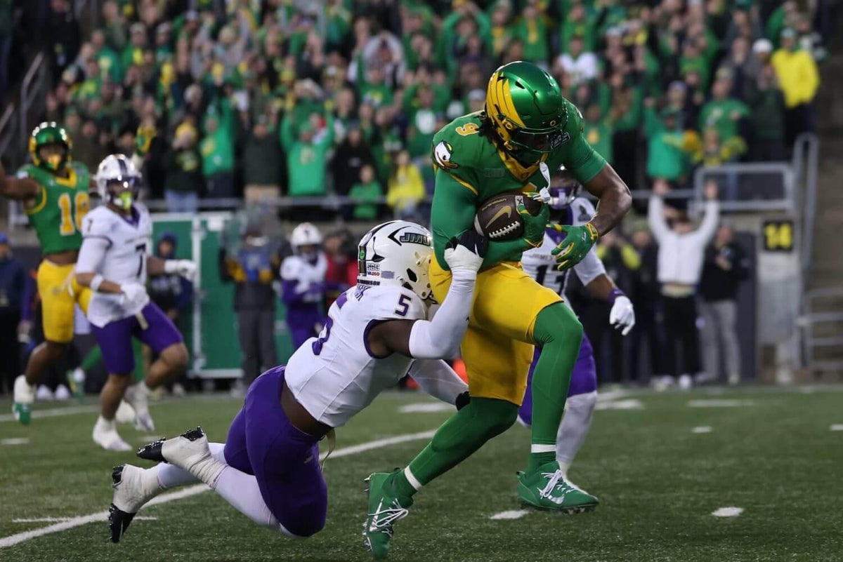 Oregon vs. James Madison CFP takeaways: Ducks dominate early, cruise toward Orange Bowl
