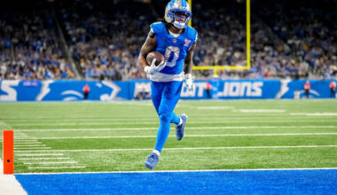 DETROIT, MICHIGAN - DECEMBER 21: Jahmyr Gibbs #0 of the Detroit Lions runs for a fourth quarter touchdown against the Pittsburgh Steelers at Ford Field on December 21, 2025 in Detroit, Michigan. (Photo by Nic Antaya/Getty Images)
