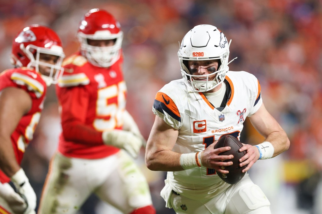 Broncos hold off depleted Chiefs to hold on to AFC’s No. 1 seed – Orange County Register