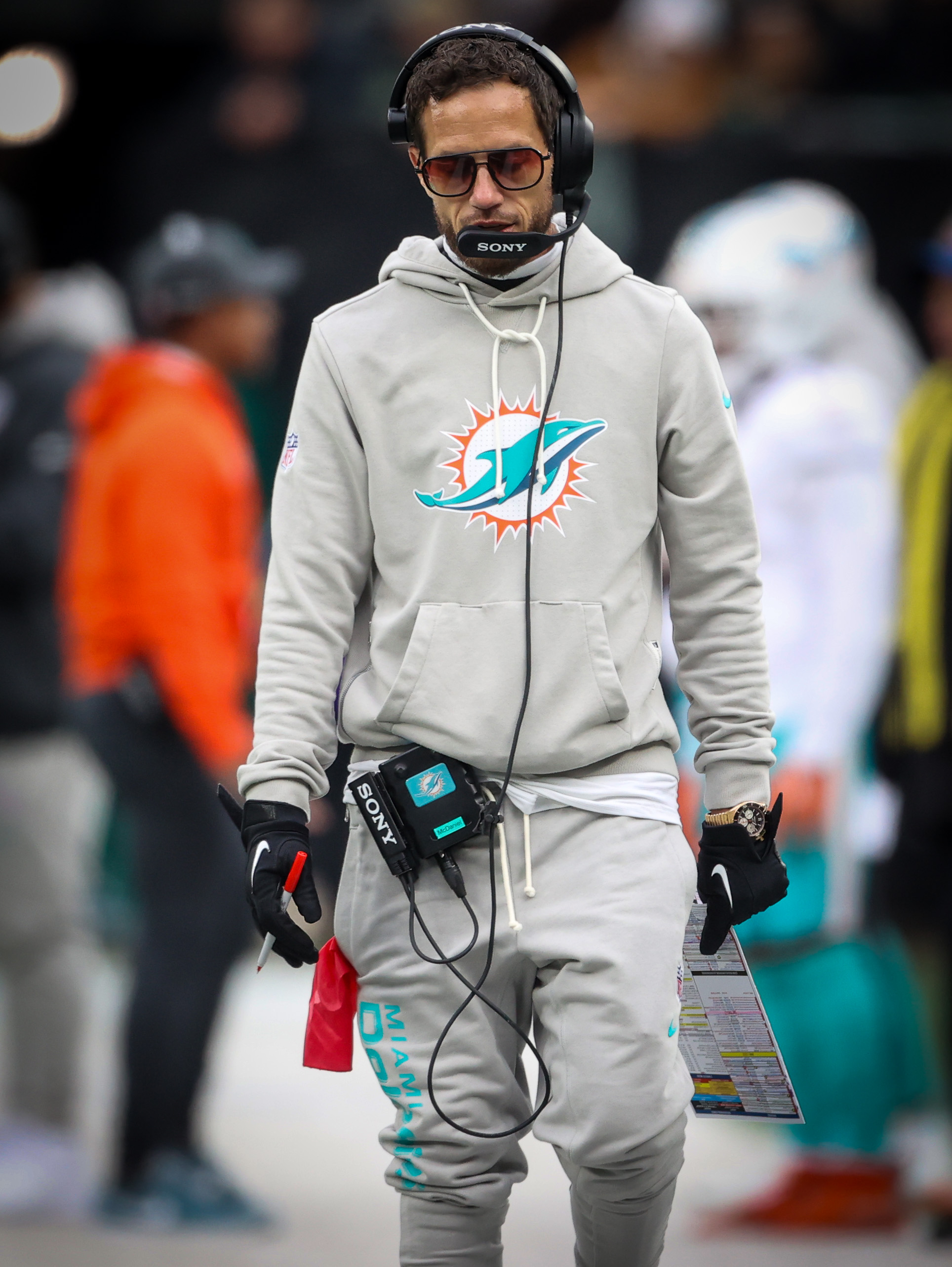 Miami Dolphins head coach Mike McDaniel during the first quarter against the New York Jets, Sunday, Dec. 7, 2025 at MetLife Stadium in East Rutherford, N.J.