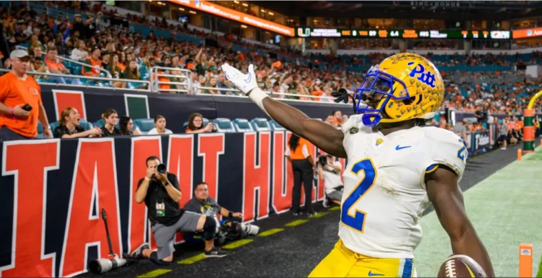 Israel Abanikanda Cowboys signing