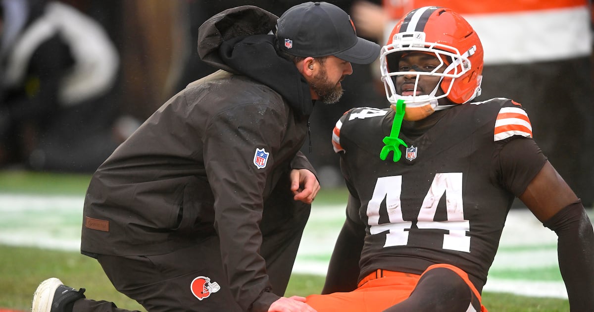 Cleveland Browns rookie TE Harold Fannin Jr. reinjures groin vs. Pittsburgh Steelers