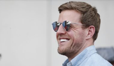 J.J. Watt Not Pressing Panic Button After Patriots' Letdown Loss