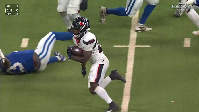 ‘I ain’t never out,’ how Texans rookie Woody Marks gutted out injury, closed out win over Colts: ‘You see the toughness’