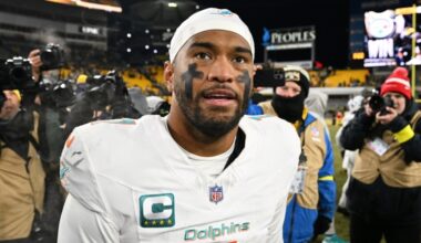 Miami Dolphins considering change at quarterback