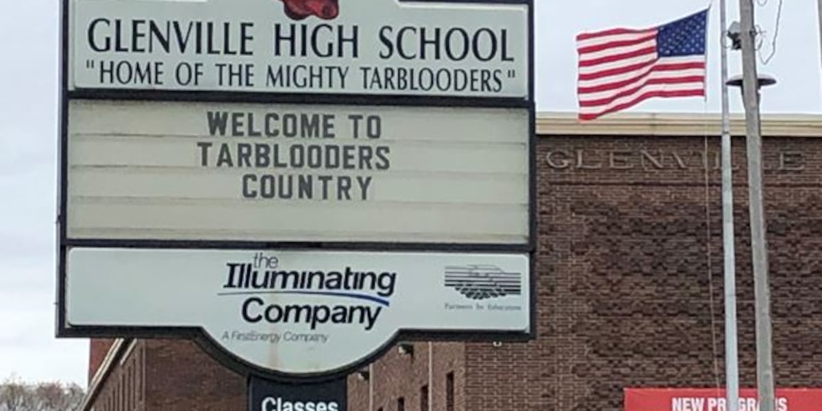 Glenville High School going for 3rd state football title