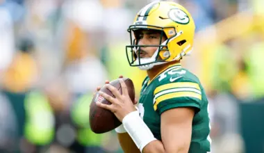 What channel is Packers vs. Bears on today? Live stream, time, TV schedule to watch NFL Week 14 game image