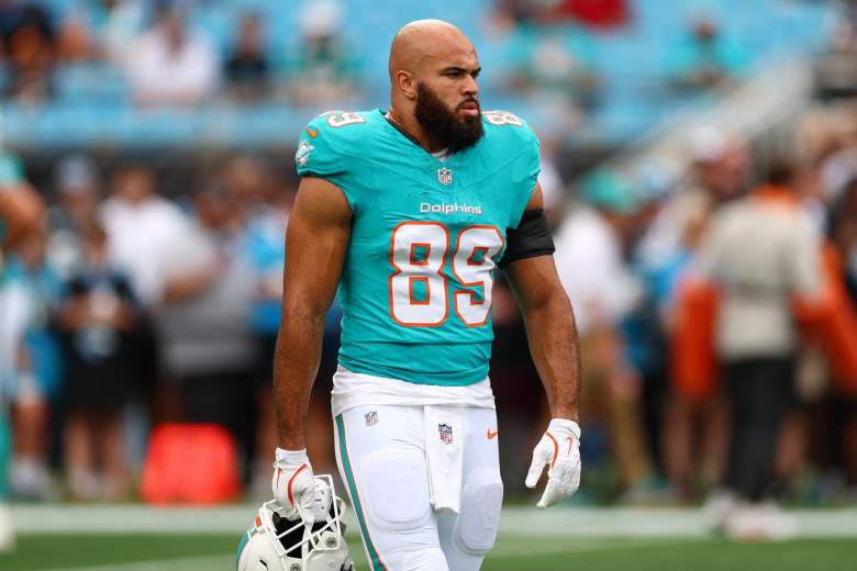 Miami Dolphins tight end Julian Hill.