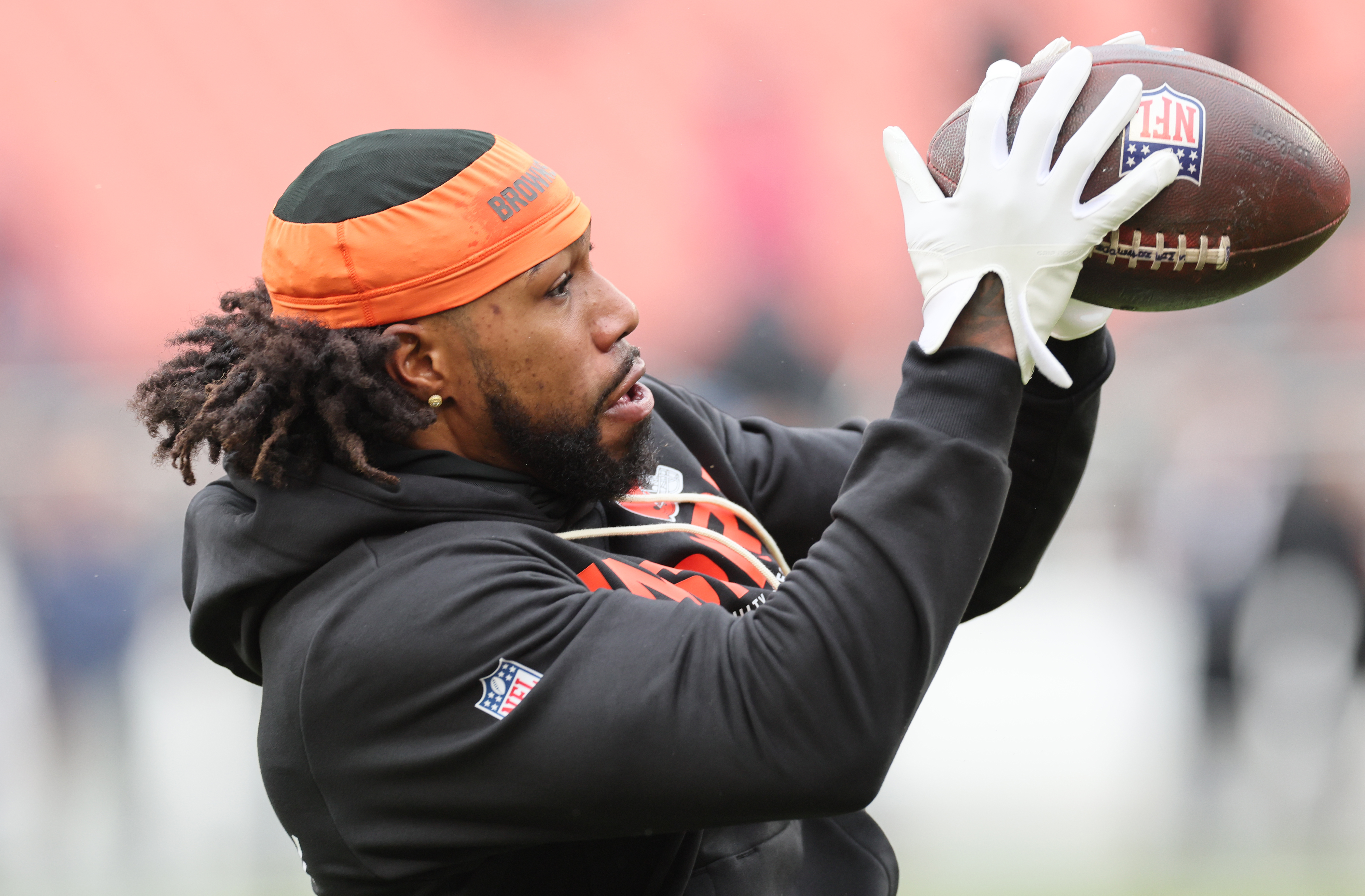 Cleveland Browns wide receiver Malachi Corley warm ups before their game against the Tennessee Titans at Huntington Bank Field.