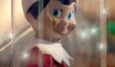 Kansas City Chiefs drop "Merry Mischief" Christmas short