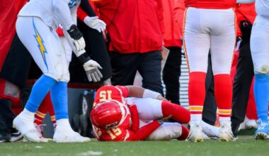 Chargers eliminate Chiefs from playoff contention as Patrick Mahomes suffers late injury