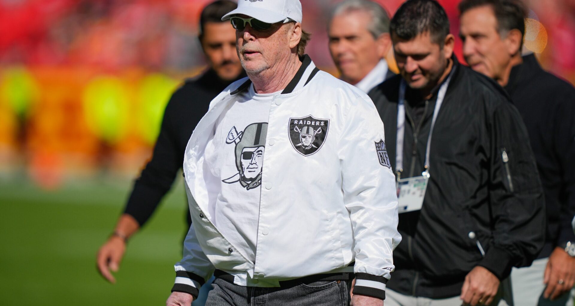 Mark Davis Owns the Mess That Has Become the Raiders