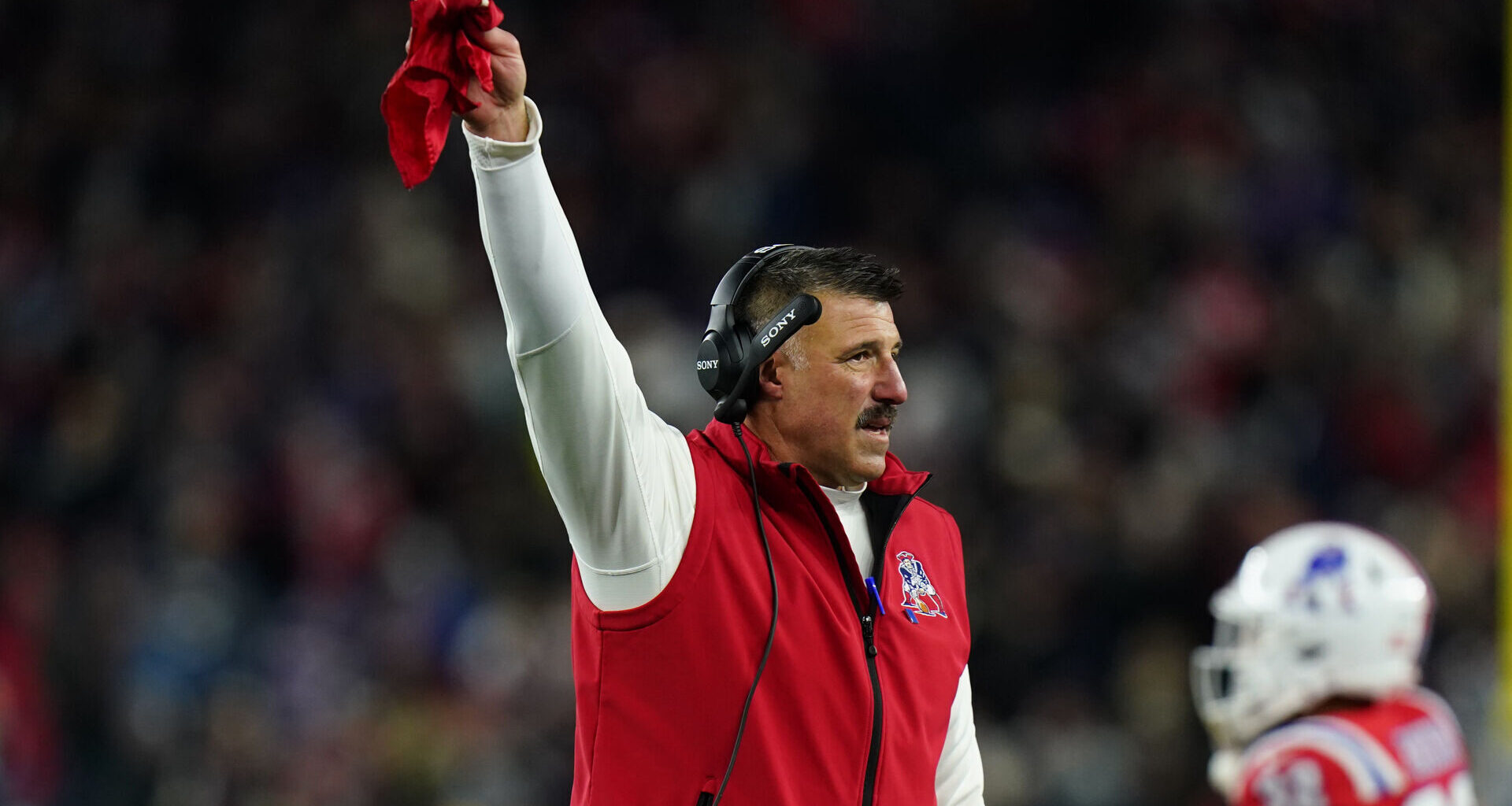 Mike Vrabel Issues Message Before Making Big Appearance Change