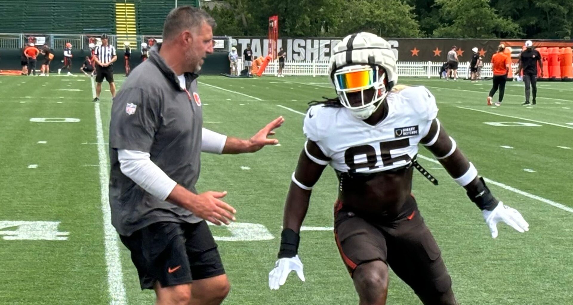 Patriots Insider Lists Former First-Round Pick As Possible Option For New England