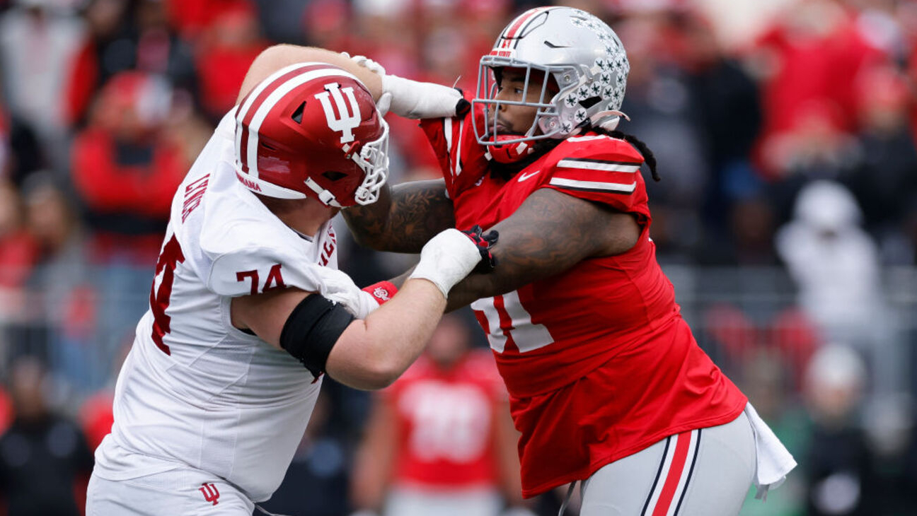 How to watch Indiana Hoosiers vs. Ohio State Buckeyes online with Sling TV, livestream Big Ten Championship