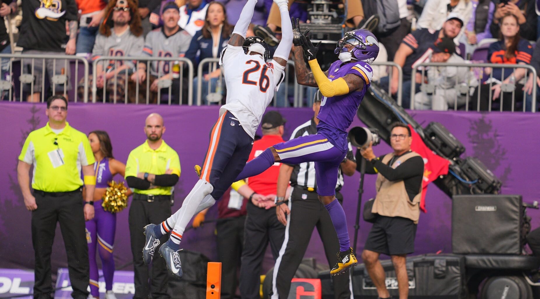 Vikings Fans Are Pissed About Nahshon Wright. Wait Until You Hear Why