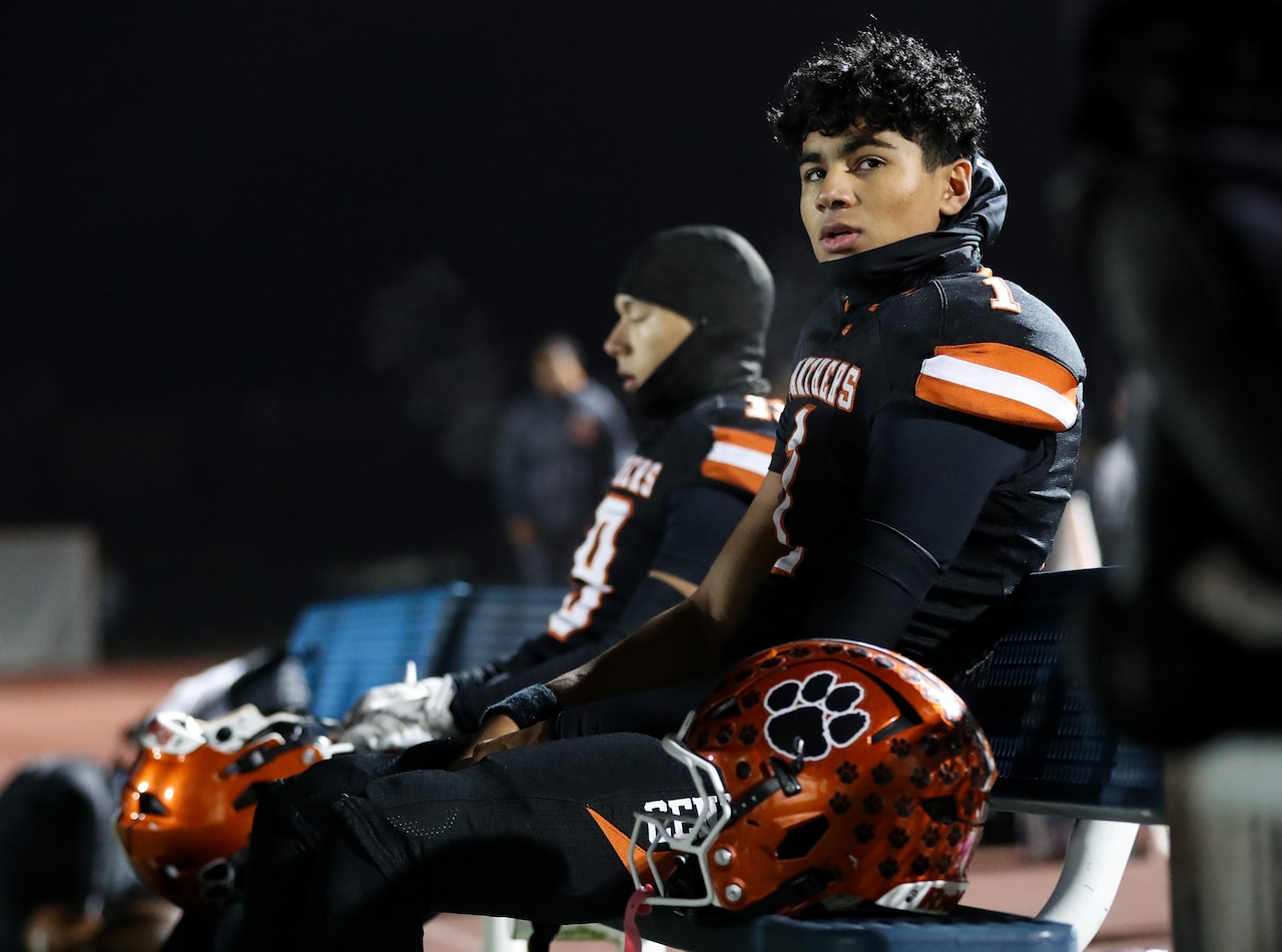Harrisburg vs. Central York in District 3 Class 6A Football Championship Final