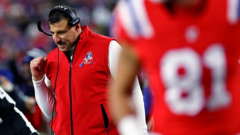 How Patriots' divisional and AFC's top seed odds can be impacted in Week 15