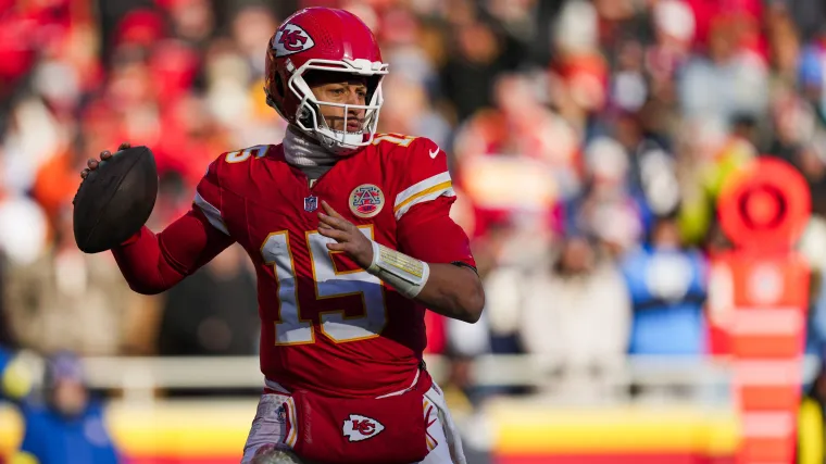 Surgeon addresses Patrick Mahomes 'malpractice' concerns over Chiefs QB's quick surgery image