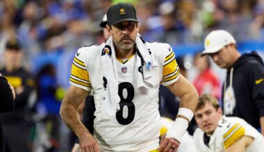 Aaron Rodgers' Holiday Gifts to Steelers' Offensive Linemen Revealed