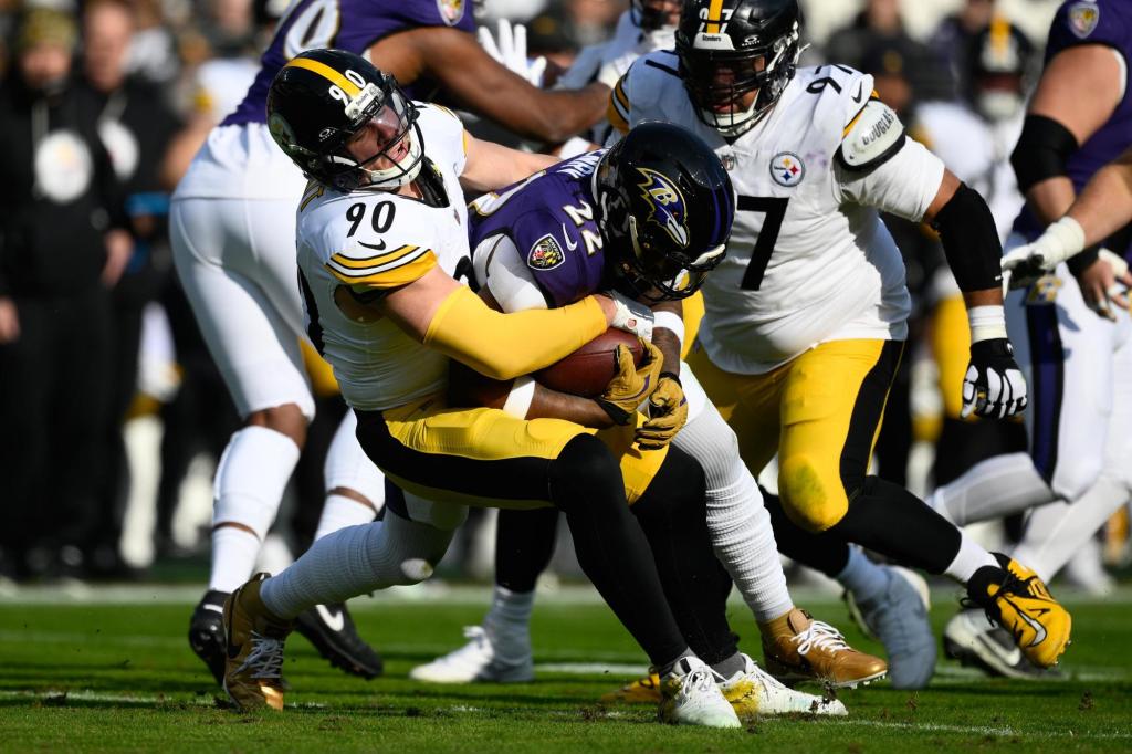 Pittsburgh Steelers linebacker returns to practice