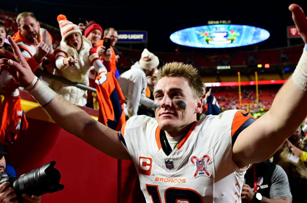 Broncos QB Bo Nix has raised $25,000 for Denver homeless organization