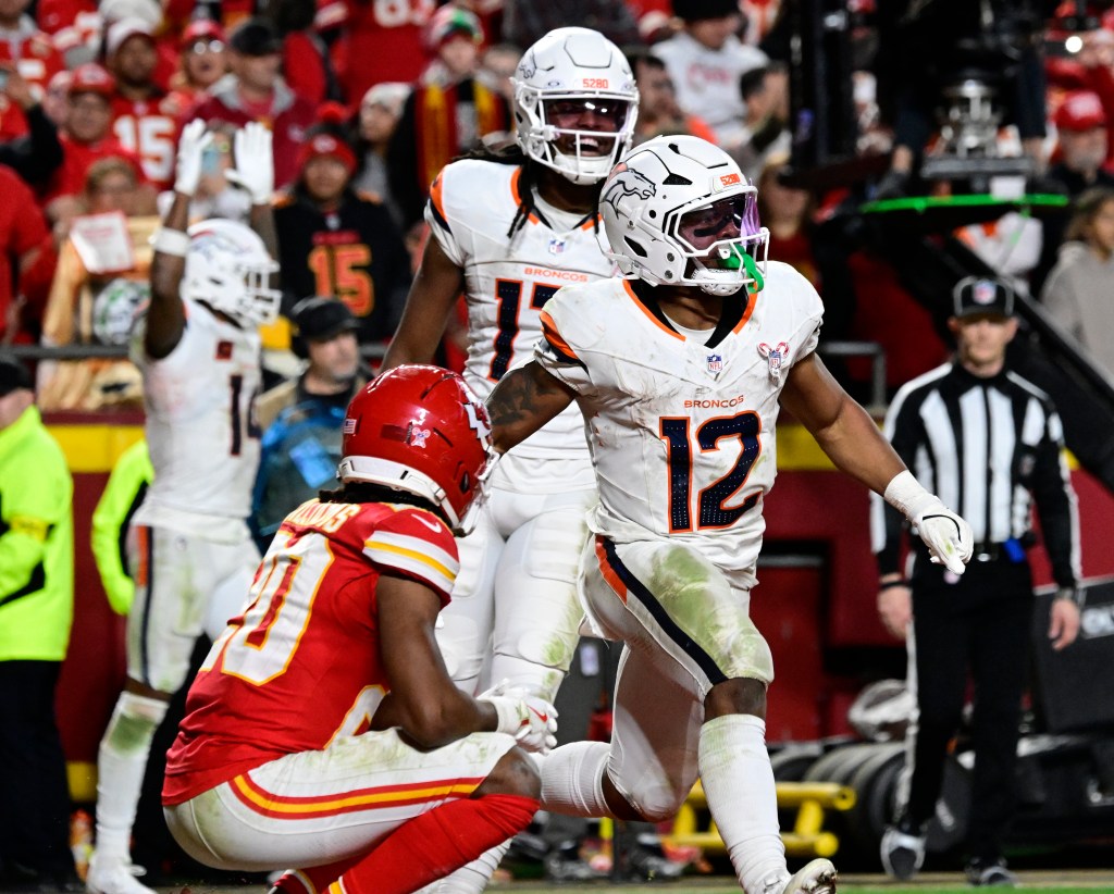 Broncos beat Chiefs on Christmas night, move to doorstep of AFC title