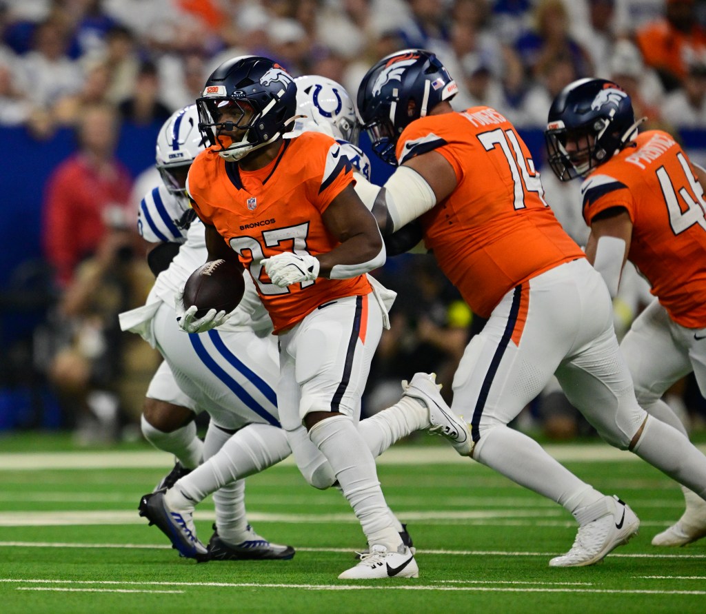 Broncos LG Ben Powers returns to practice two months after torn bicep