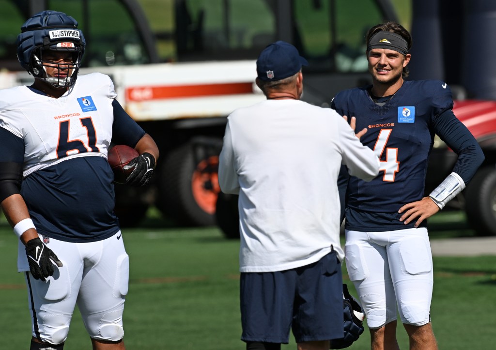 Broncos sign C Sam Mustipher from Chargers' practice squad