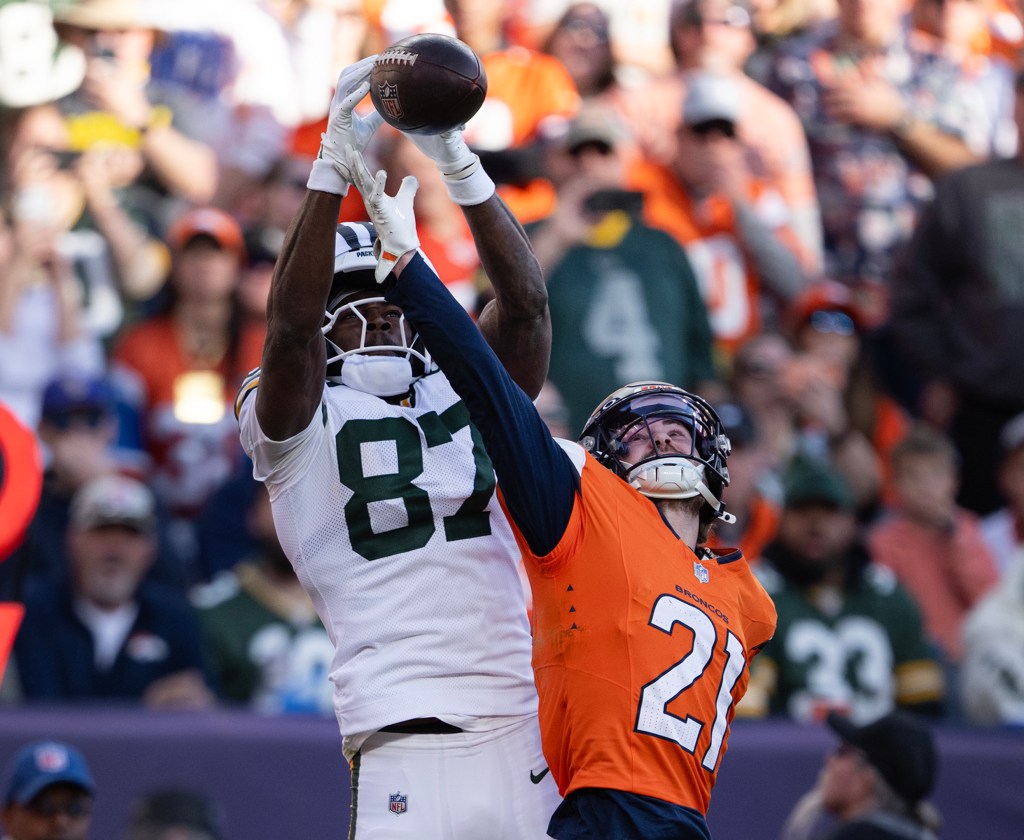 Riley Moss has key interception in Broncos' win over Packers