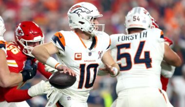 Broncos overcome refs, Al Michaels, Chiefs to keep No. 1 seed dream alive