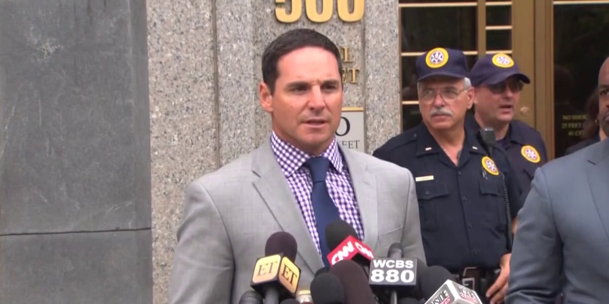 Former Cardinals kicker Jay Feely switches congressional districts in Arizona race