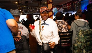A winning Chicago Bears season is driving crowds and dollars to this South Side Black-owned lounge • The TRiiBE